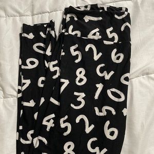 LuLaRoe Black Numbers Leggings